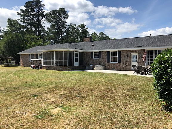 3rd image of 762 Wells Dr