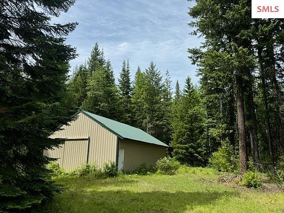 3rd image of 753 Coyote Creek Ln