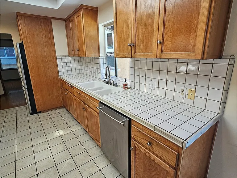 12627 Manor Dr — Photo 13