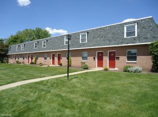 725 Hemlock Sq, Zelienople, PA 16063