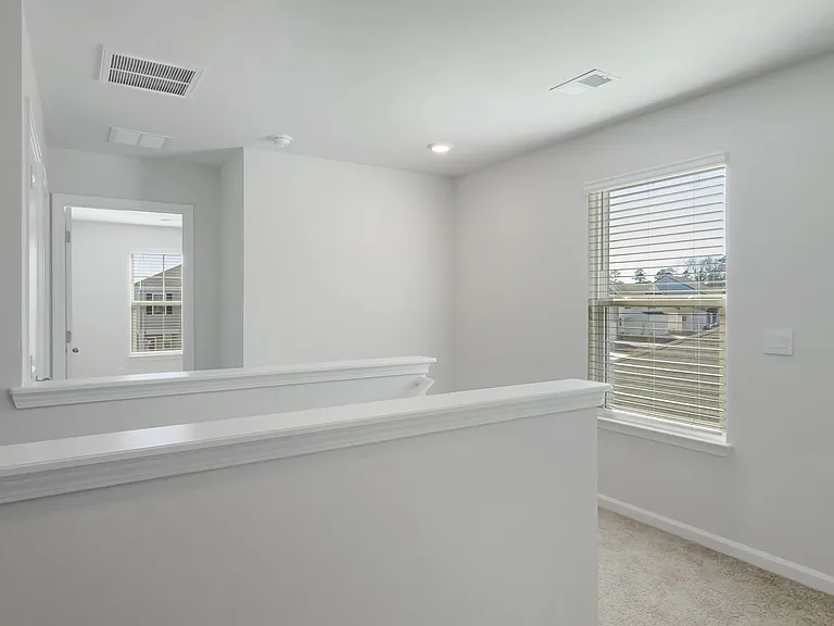298 Watersglen Dr — Photo 24