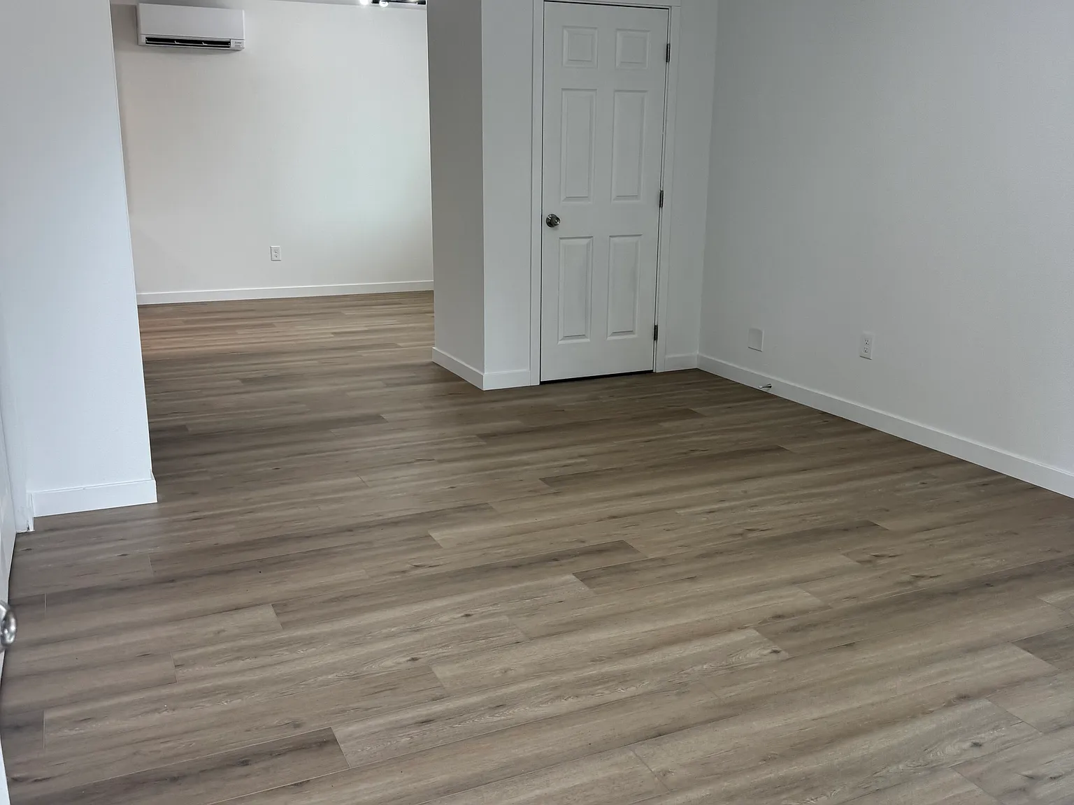 Pioneer Ave NE, Castle Rock — Photo 2