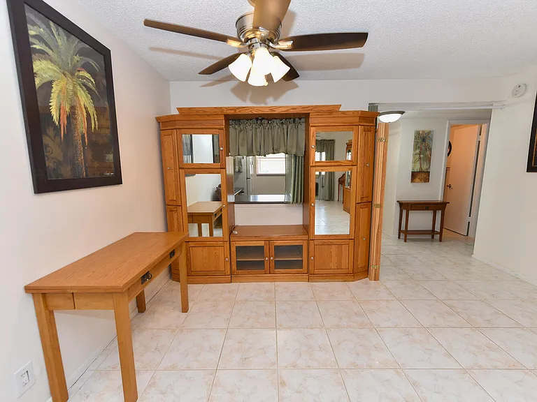 166 Lake Carol Dr — Photo 20