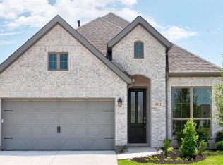 9512 Longhorn Ln, Oak Point, TX 75068