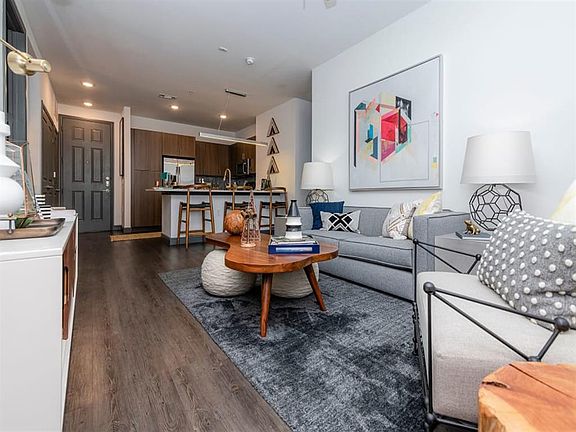 2nd image of 1090 W Exchange Pkwy #13106