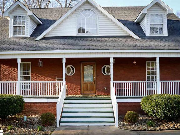 2nd image of 408 Brentwood Way