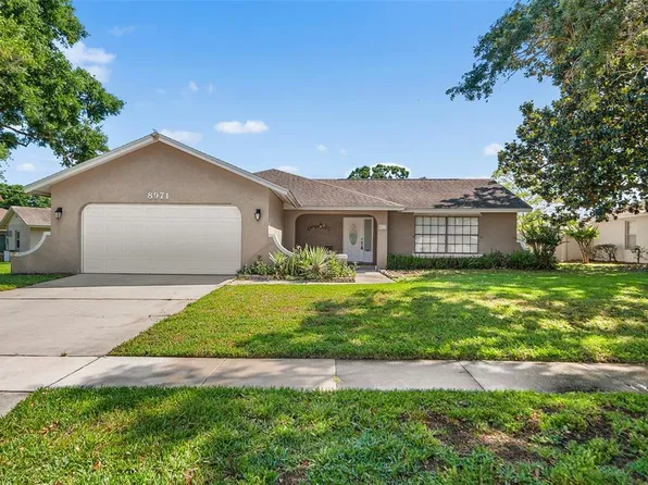 8971 Angelica Dr, Orlando, FL 32836