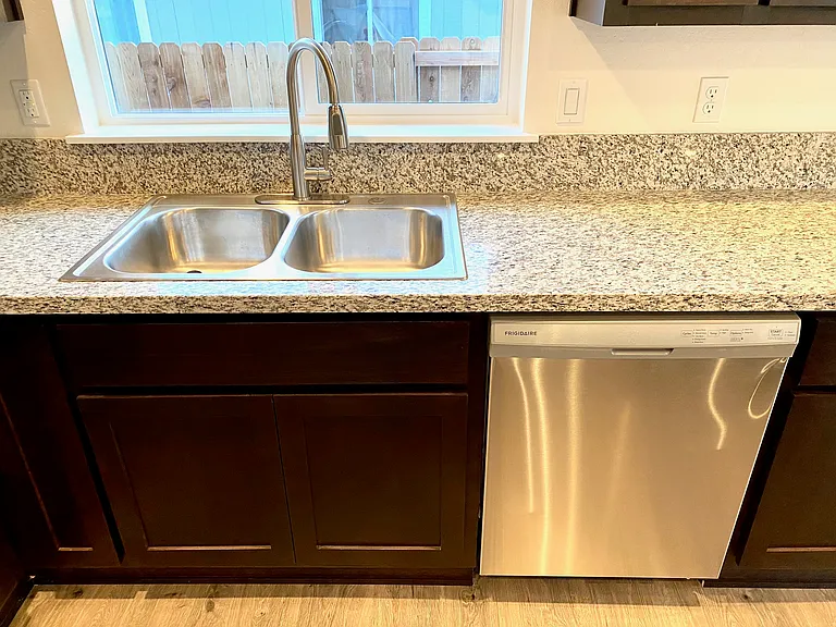 7867 Cadence Ln — Photo 17