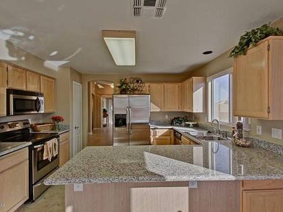 5th image of 20818 N 104th Ave