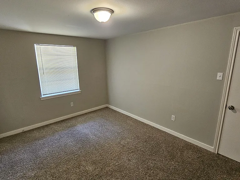 5731 W Airport Blvd — Photo 12