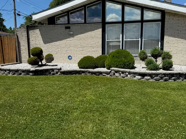 15332 Irving Ave, Dolton, IL 60419