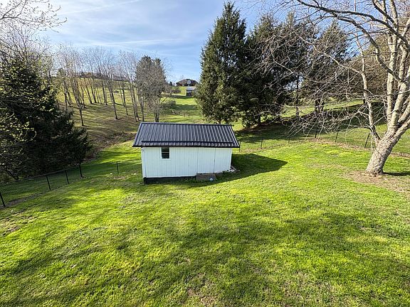 5th image of 133 Ottmer Rd