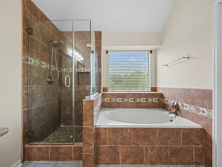 17107 Cradle Cove Ct — Photo 25