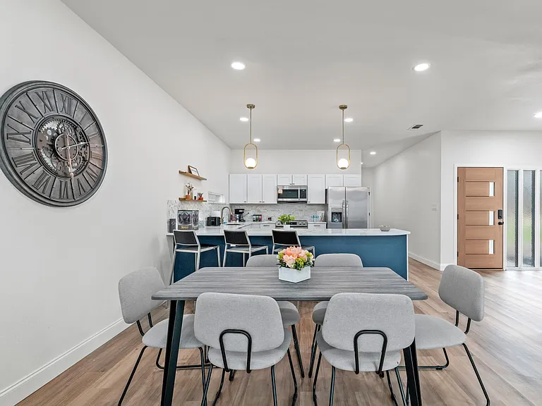 7036 Edgerton Dr — Photo 8