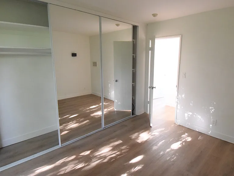 2643 Centinela Avenue — Photo 8