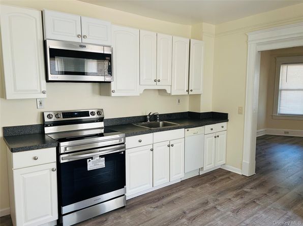 46 Totten Pl