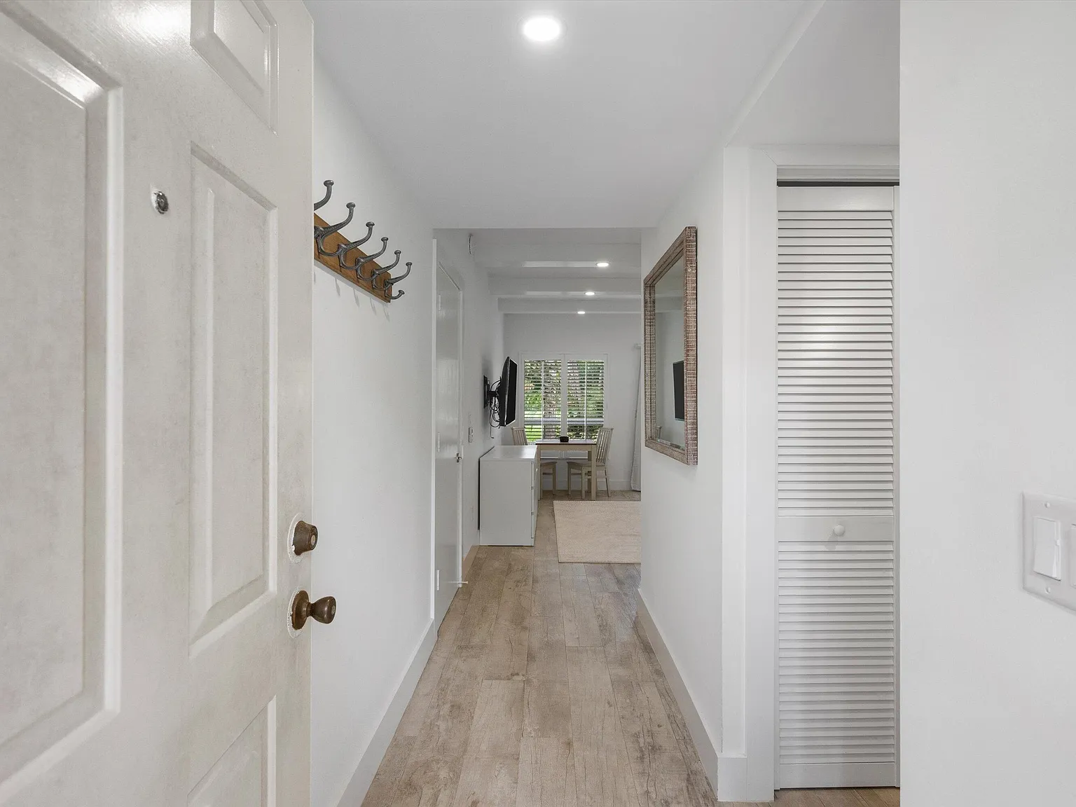 1 bed, 1.0 bath, 500 sqft, $3,750 — Photo 2