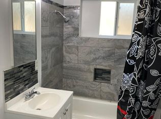 715 San Emidio St APT B, Taft, CA 93268