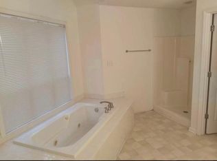 113 B Breezewood Dr, Greenville, NC 27858