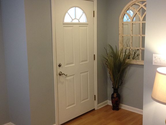 3rd image of 114 Hillside Dr