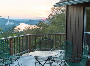 41 Schoolhouse Ln, Middle Haddam, CT 06456