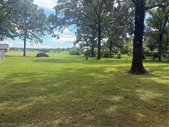 5th image of 68 Pickle Ln