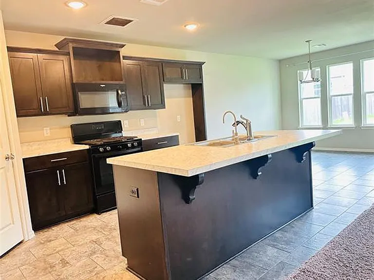 7316 S Joshua Ave — Photo 6