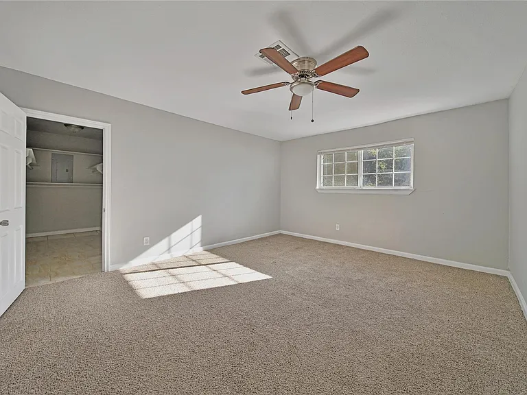 10071 Woodhollow Dr — Photo 9