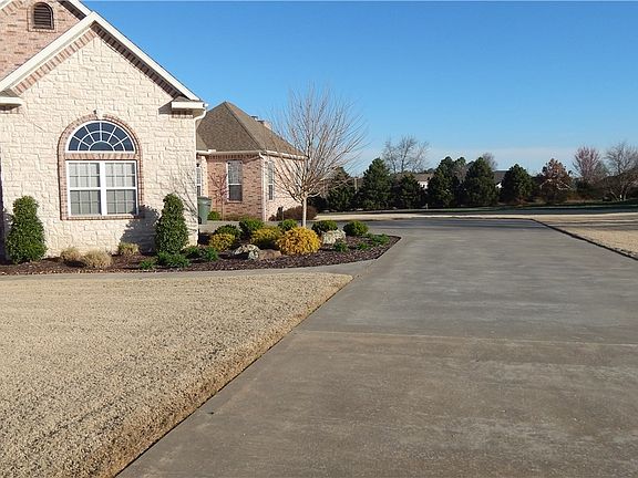 2nd image of 4128 E Ashley Ln