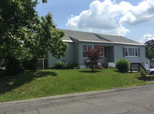 212 Mayers St, Liverpool, NY 13088