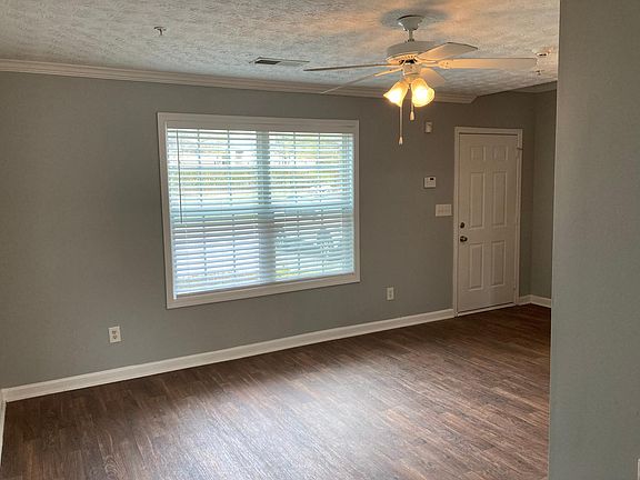 5th image of 1556 Eastmont Dr NW