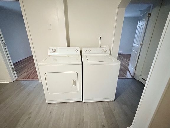 4th image of 33 Howard St #2