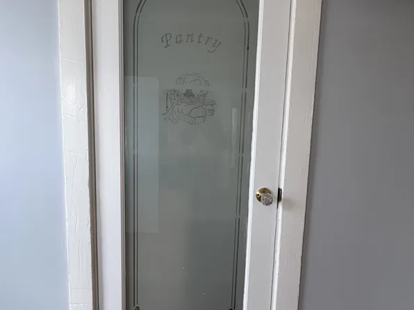 58 Calmar St APT 2, Brockton, MA 02301