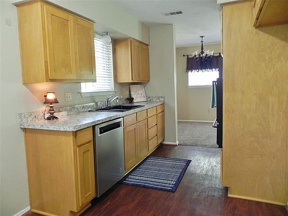 5th image of 3501 Hastings Dr