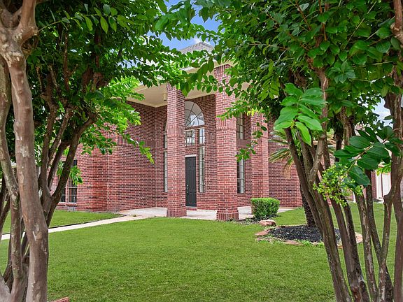 2nd image of 17402 Wilton Park Ct