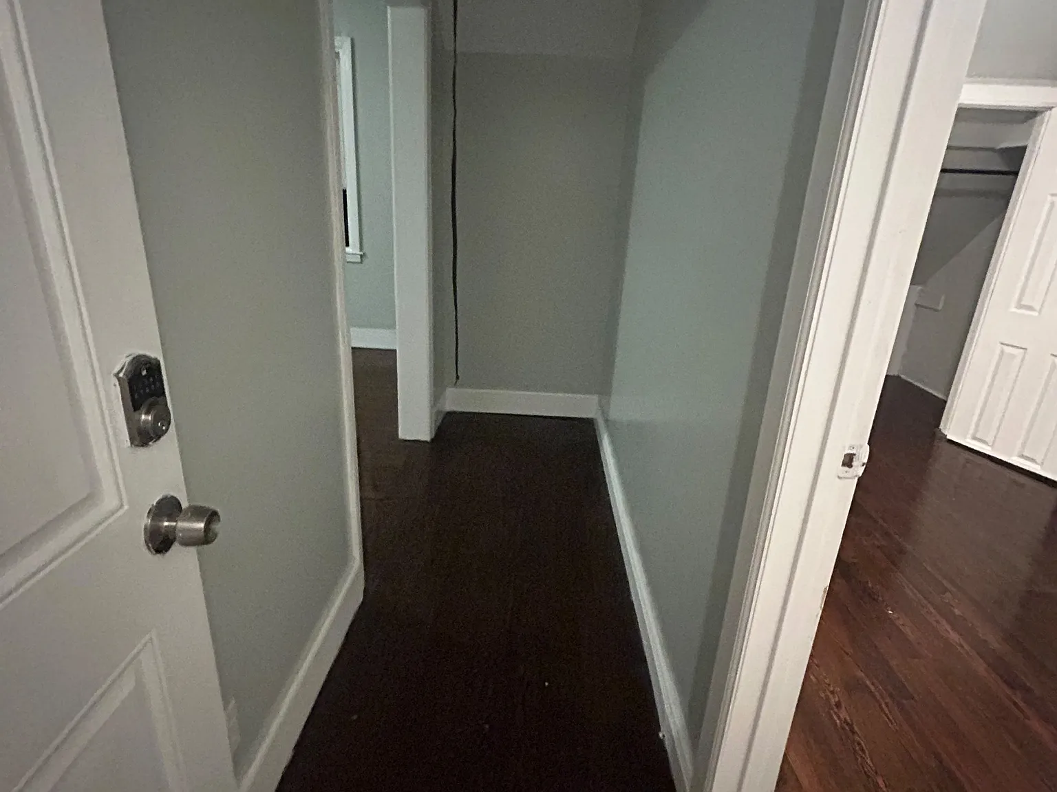 2 bed, 749 sqft, $1,750 — Photo 4