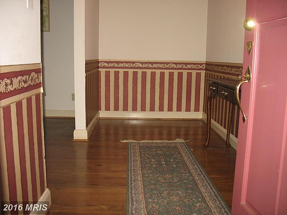 5th image of 12 N Beaumont Ave