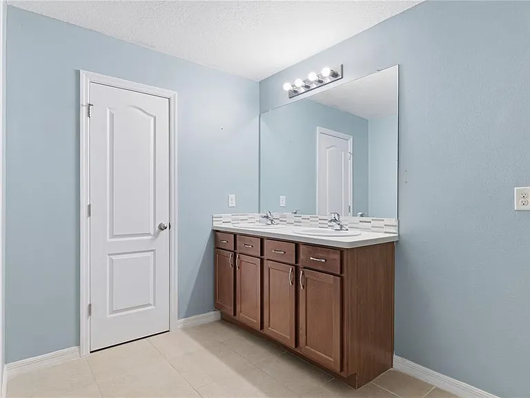 13755 Covey Run Pl — Photo 17