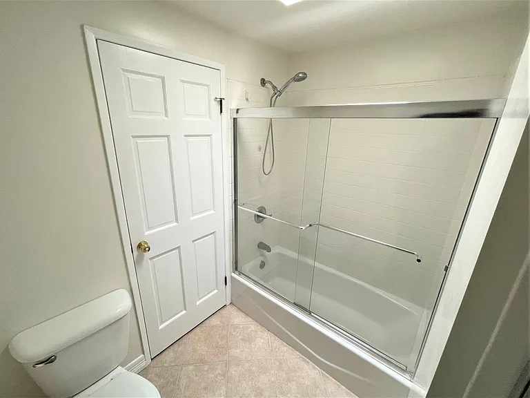 8219 Redlands St — Photo 18