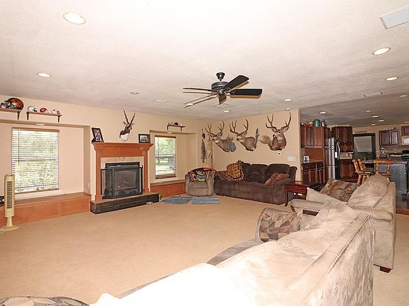 3rd image of 2203 Sand Castle Ln