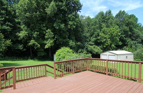 3rd image of 6758 Greenfield Ln