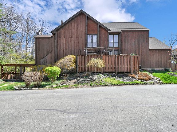 4th image of 5054 Strawpocket Ln #1