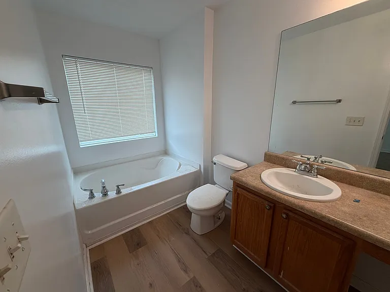 3433 Dianthus Ln — Photo 13