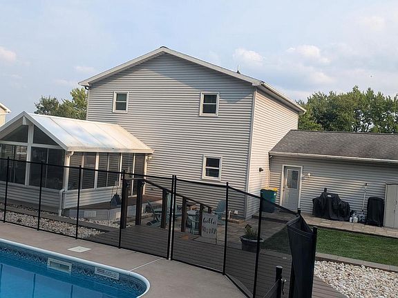 2nd image of 129 Laurel Dr