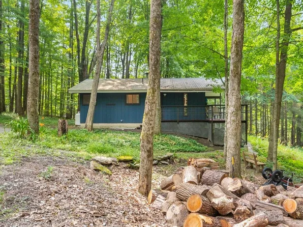 1288 Brookman Road, Pownal, VT 05261