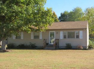 60 Corinth Dr, Manquin, VA 23106