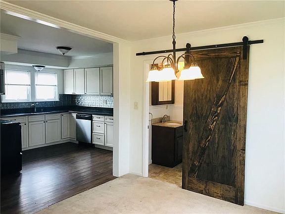 5th image of 73 Pine St