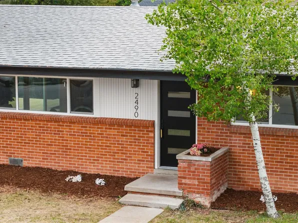 2490 Lewis Street, Lakewood, CO 80215