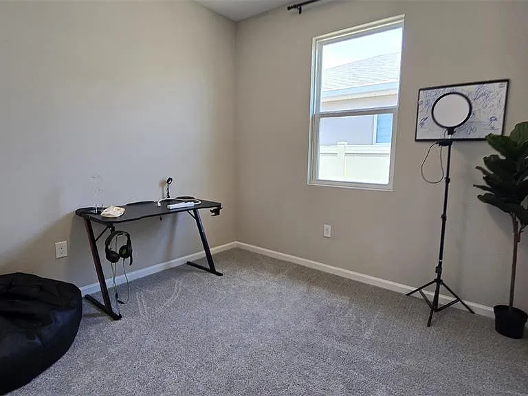 802 Ballantyne Dr — Photo 12