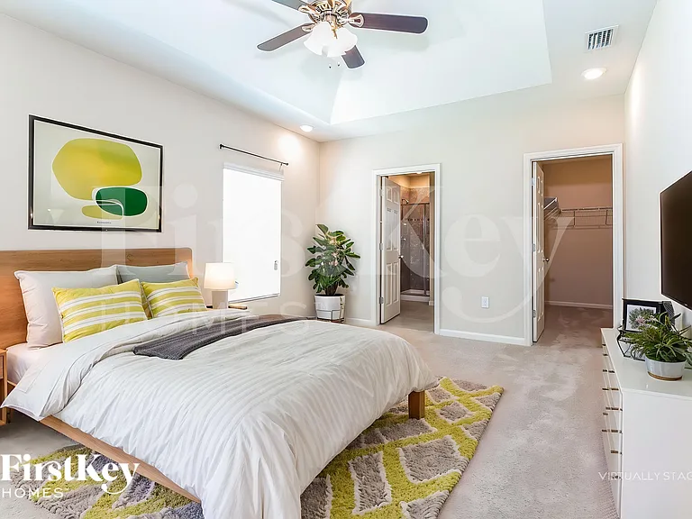 1051 Peta Way — Photo 11
